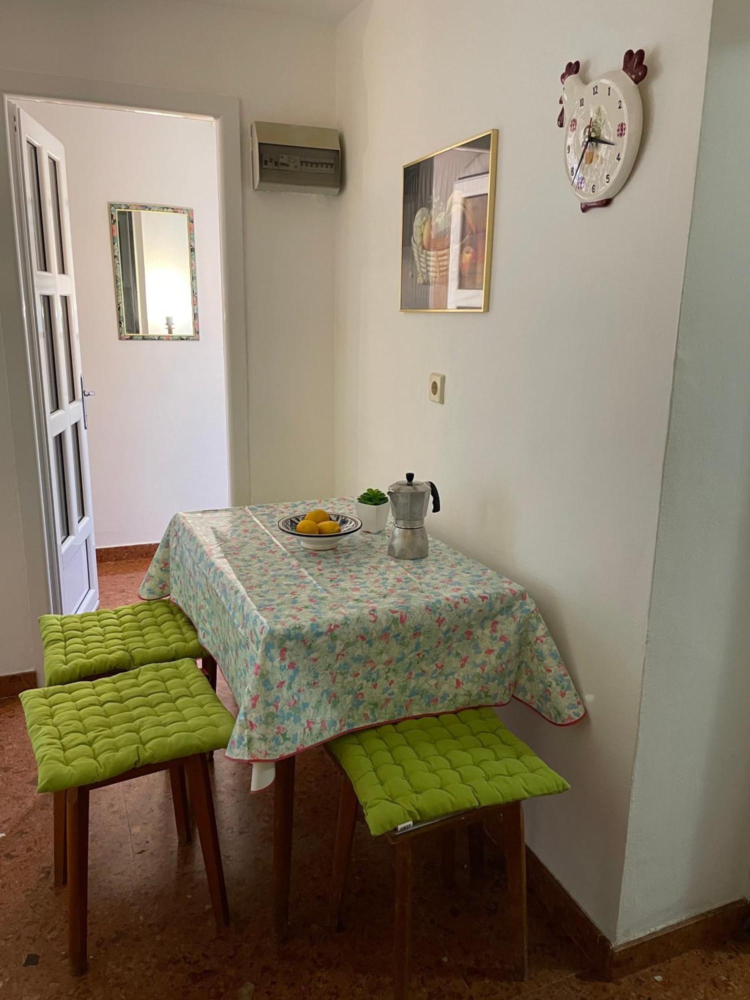 Apartments Sana Свети Стефан Стая снимка