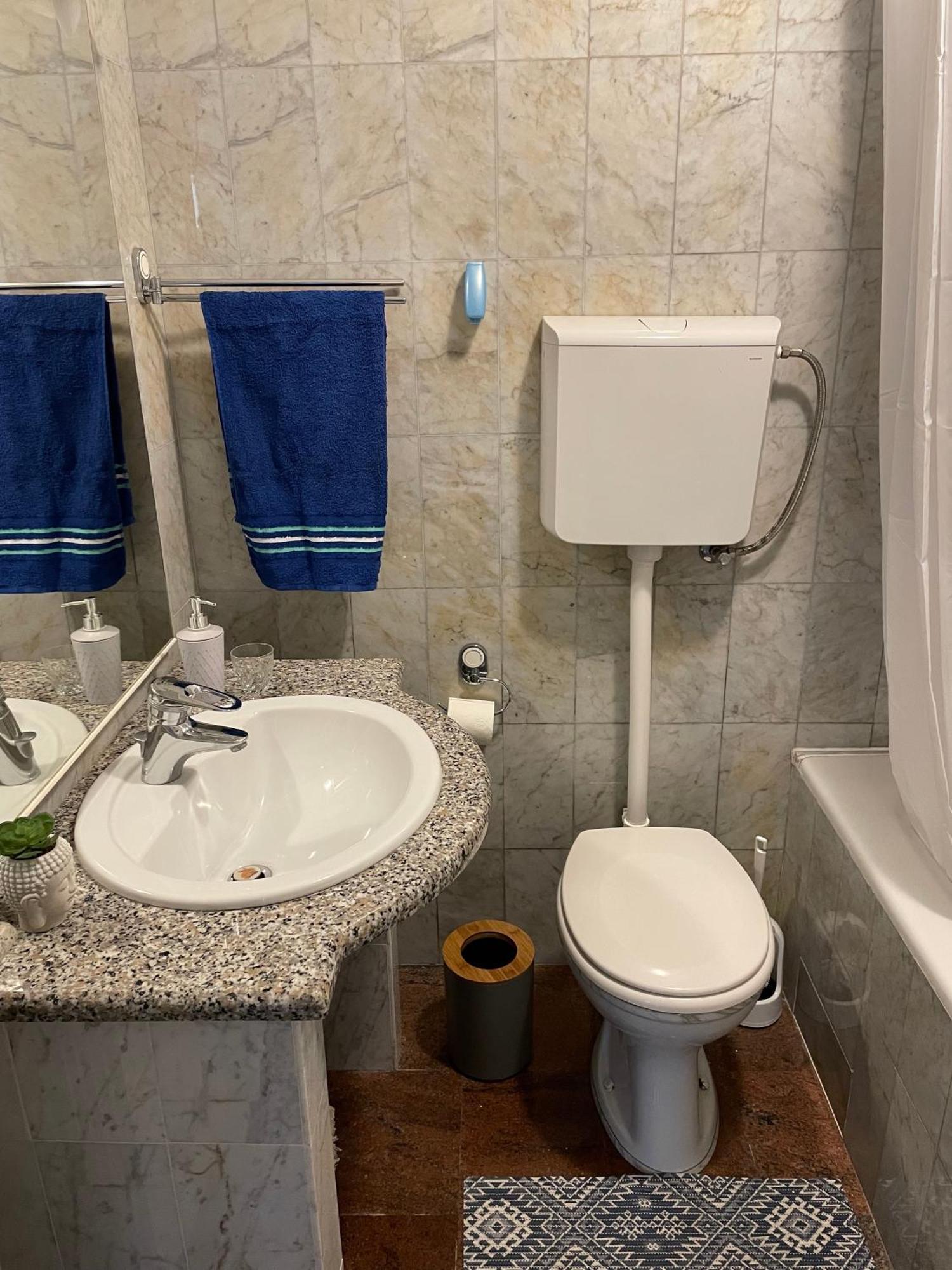 Apartments Sana Свети Стефан Стая снимка